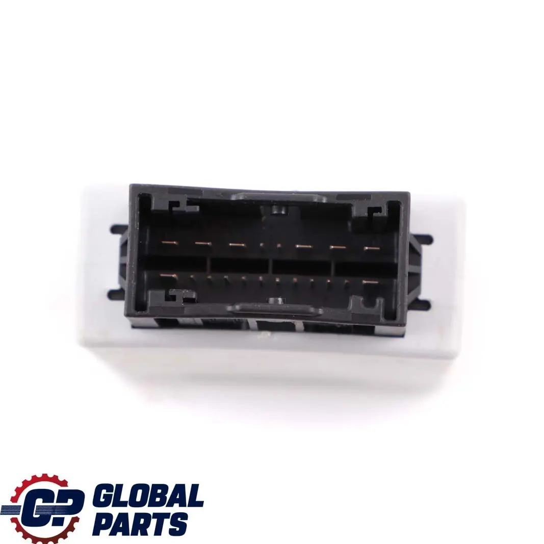  Module Remorquage E60 E61 E65 E87 E90 Unité Commande Remorquage AHM 4R - SKU 6850497 - Numéro de pièce 6850497