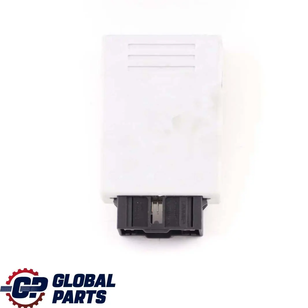 Modulo Unità Di Controllo Rimorchio AHM 4R per BMW E60 E61 E65 E87 E90 con numero di parte 6850497 BMW E60 E61 E65 E87 E90 Modulo Unità Di Controllo Rimorchio AHM 4R - SKU 6850497 - Numero di parte 6850497