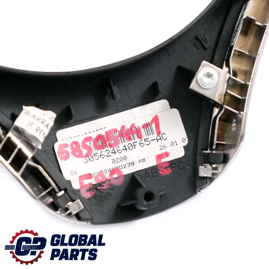 Copertura Volante Cromata Trim Pulsanti Multifunzionali per BMW E81 E87 E90 E91 E92 con numero di parte 6850544 BMW E81 E87 E90 E91 E92 Copertura Volante Cromata Trim Pulsanti Multifunzionali - SKU 6850544-1 - Numero di parte 6850544