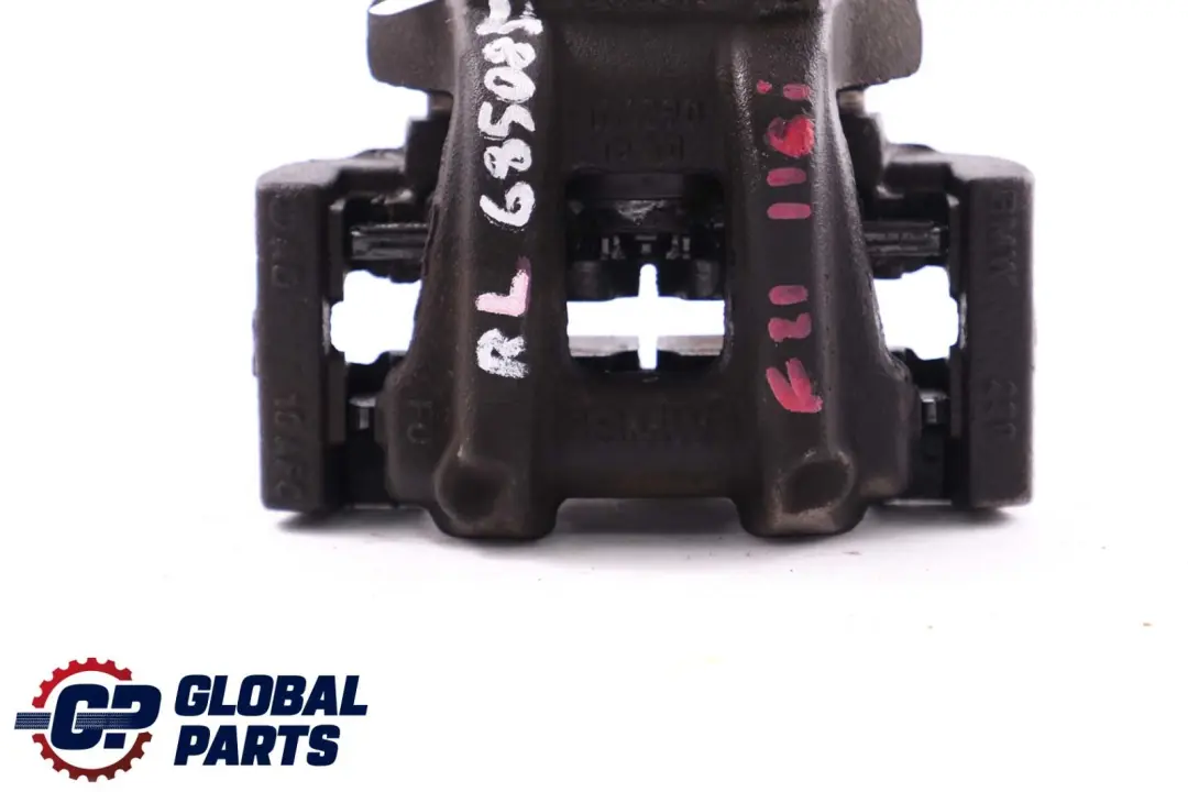 Supporto Alloggiamento Freno Posteriore Sinistro per BMW F20 F21 F30 F31 con numero di parte 6850857 BMW F20 F21 F30 F31 Supporto Alloggiamento Freno Posteriore Sinistro - SKU 6850857-1 - Numero di parte 6850857