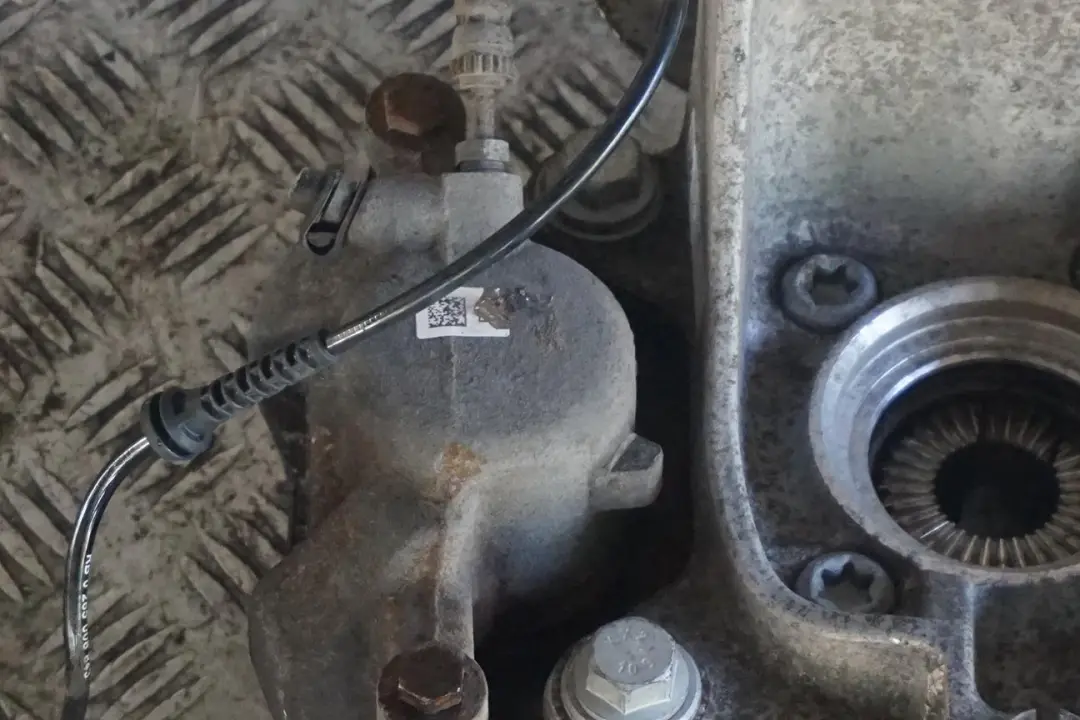 B38 116hp Front Right O/S Leg Brake Suspension Hub to BMW Mini Cooper D F56 with Part number 6852412 BMW Mini Cooper D F56 B38 116hp Front Right O/S Leg Brake Suspension Hub - SKU 6852412-1 - Part number 6852412