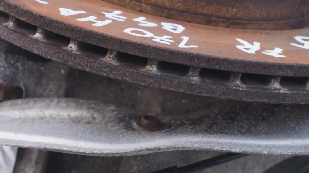 B47 Front Right O/S Spring Strut Leg Brake Suspension to BMW Mini F55 Cooper SD with Part number 6852418 BMW Mini F55 Cooper SD B47 Front Right O/S Spring Strut Leg Brake Suspension - SKU 6852418 - Part number 6852418