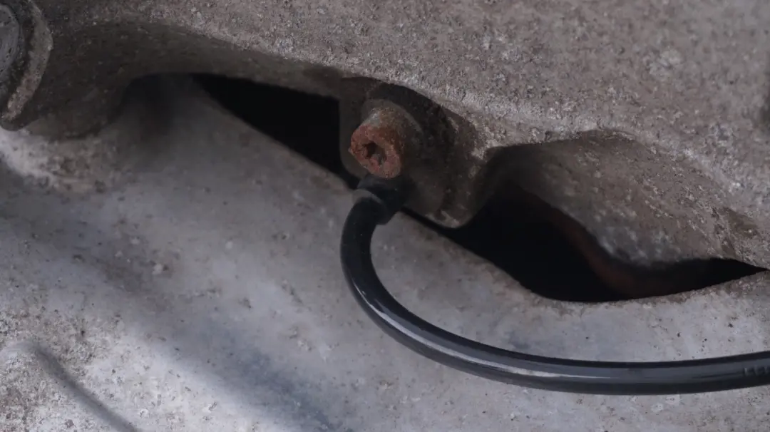 B47 Front Right O/S Spring Strut Leg Brake Suspension to BMW Mini F55 Cooper SD with Part number 6852418 BMW Mini F55 Cooper SD B47 Front Right O/S Spring Strut Leg Brake Suspension - SKU 6852418 - Part number 6852418