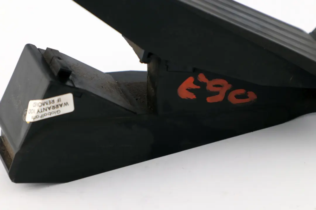 Accelerator Pedal Manual to BMW 3 5 6 X3 Series E60 E61 E63 E83 E89 E90 E91 with Part number 6789999 BMW 3 5 6 X3 Series E60 E61 E63 E83 E89 E90 E91 Accelerator Pedal Manual - SKU 6852643 - Part number 6789999