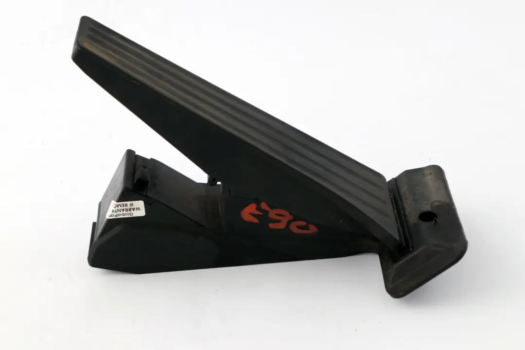 Pedal Acelerador Manual para BMW 3 5 6 E60 E61 E63 E83 E89 E90 E91 con número de pieza 6789999 BMW 3 5 6 E60 E61 E63 E83 E89 E90 E91 Pedal Acelerador Manual - SKU 6852643 - Número de pieza 6789999