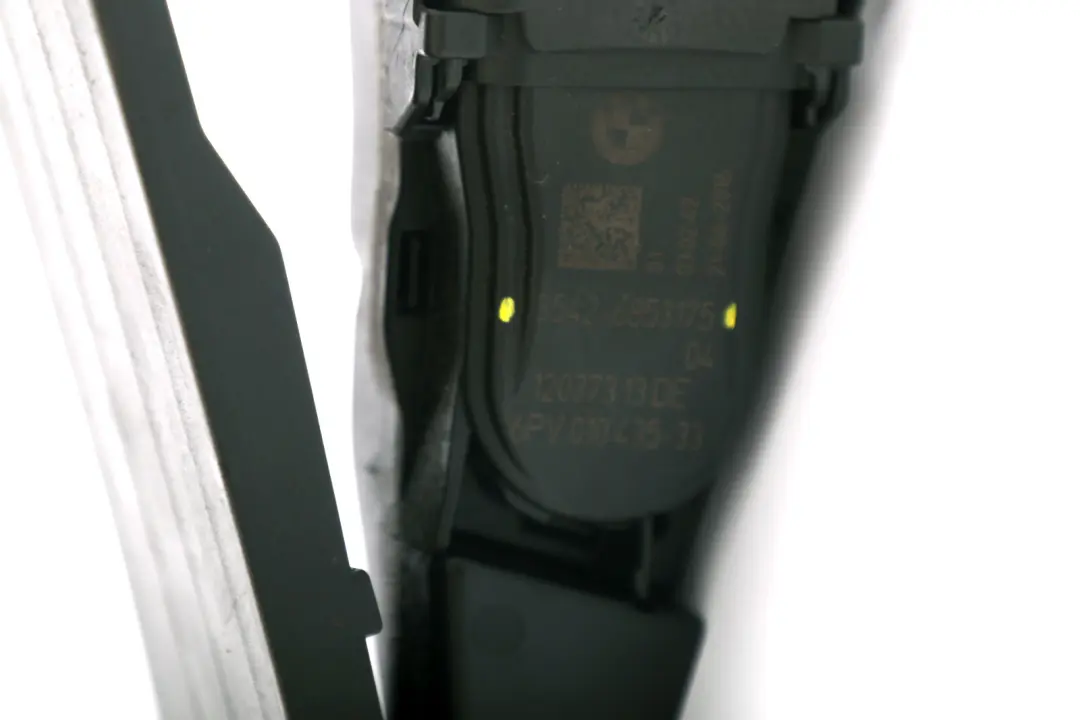 Fahrpedalmodul Automatikgetriebe für BMW 1 3 er E81 E87 F30 mit Teilenummer 6853175 BMW 1 3 er E81 E87 F30 Fahrpedalmodul Automatikgetriebe - SKU 6853175 - Teilenummer 6853175