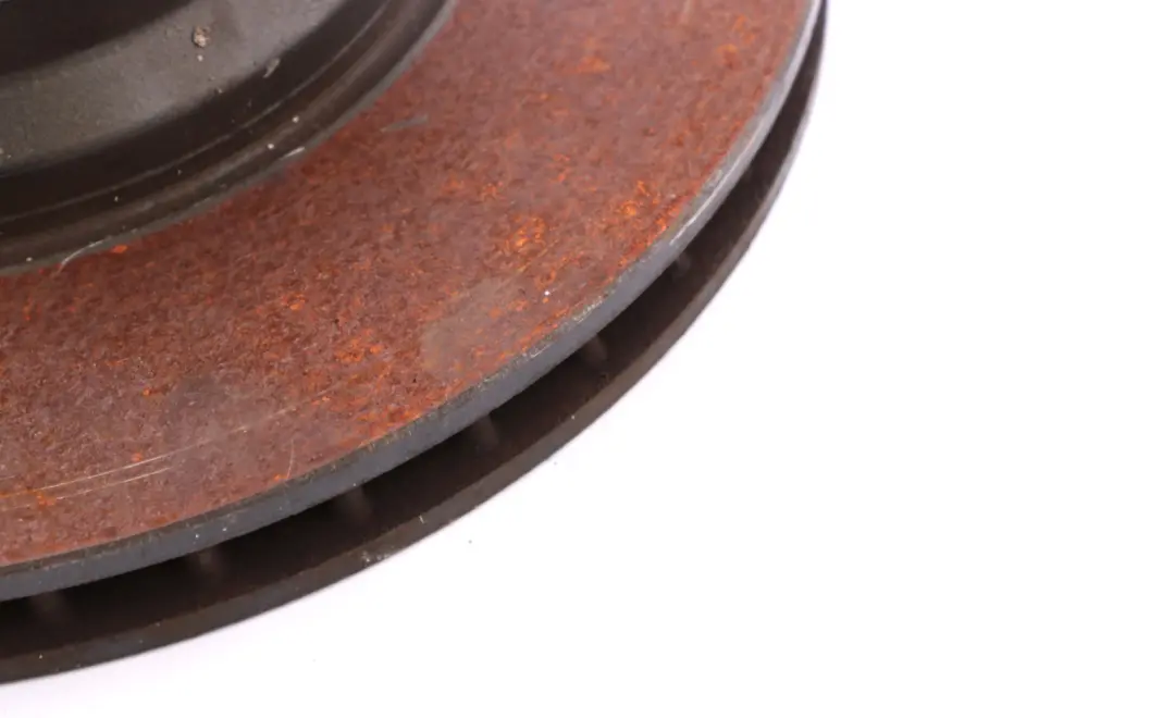 Tarcza hamulcowa przednia przód do BMW E90 E91 E92 o numerze 6855000 BMW E90 E91 E92 Tarcza hamulcowa przednia przód - SKU 6855000 - Numer Części 6855000