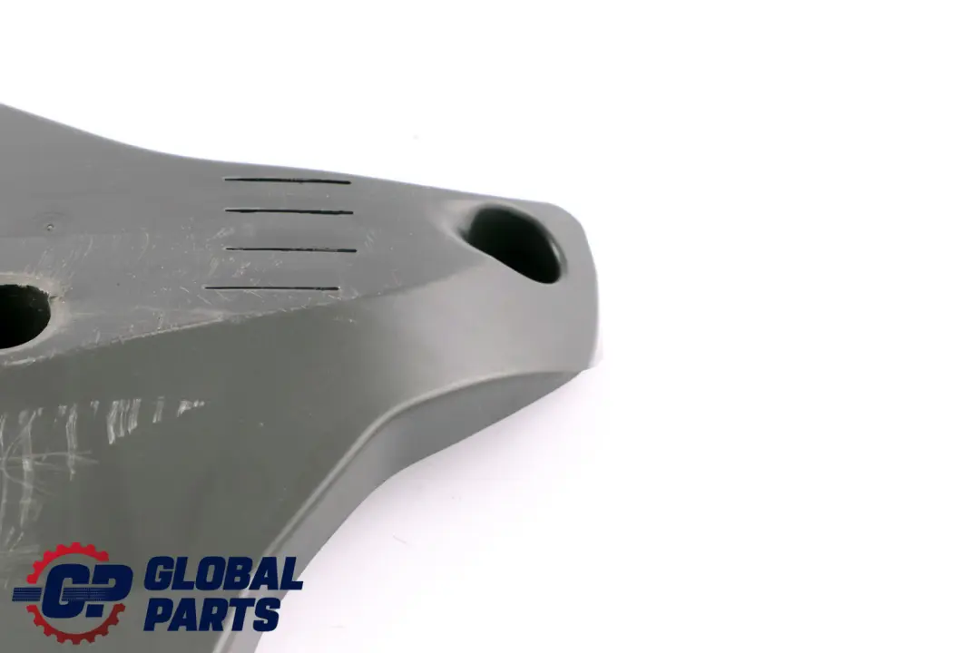 Cubriendo Eje Trasero Derecho Escudo Protección para BMW F40 con número de pieza 6858414 BMW F40 Cubriendo Eje Trasero Derecho Escudo Protección - SKU 6858414 - Número de pieza 6858414