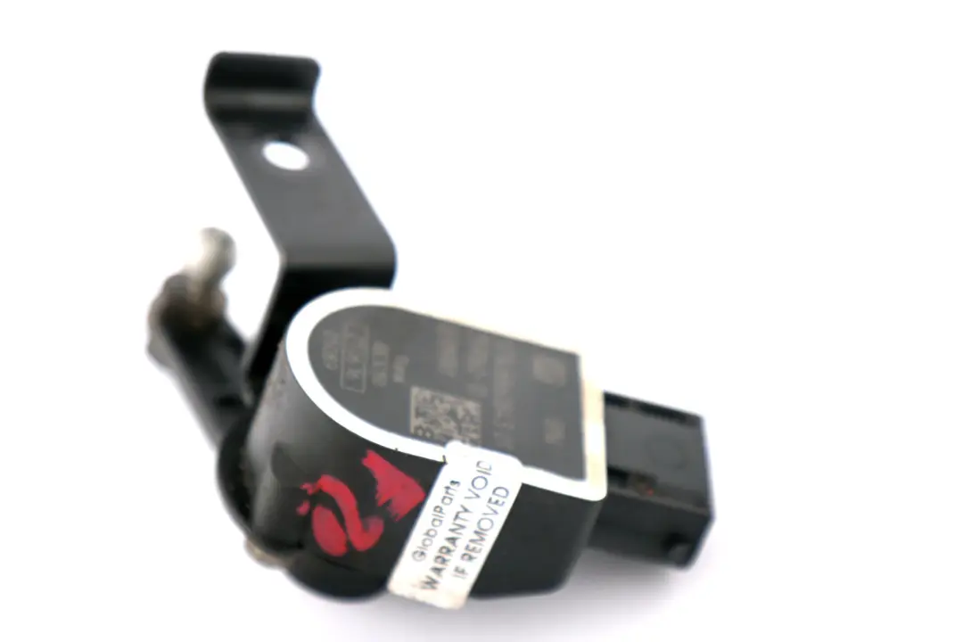 Headlight Control Level Sensor to BMW F10 F20 F30 with Part number 6860843 BMW F10 F20 F30 Headlight Control Level Sensor - SKU 6860843 - Part number 6860843