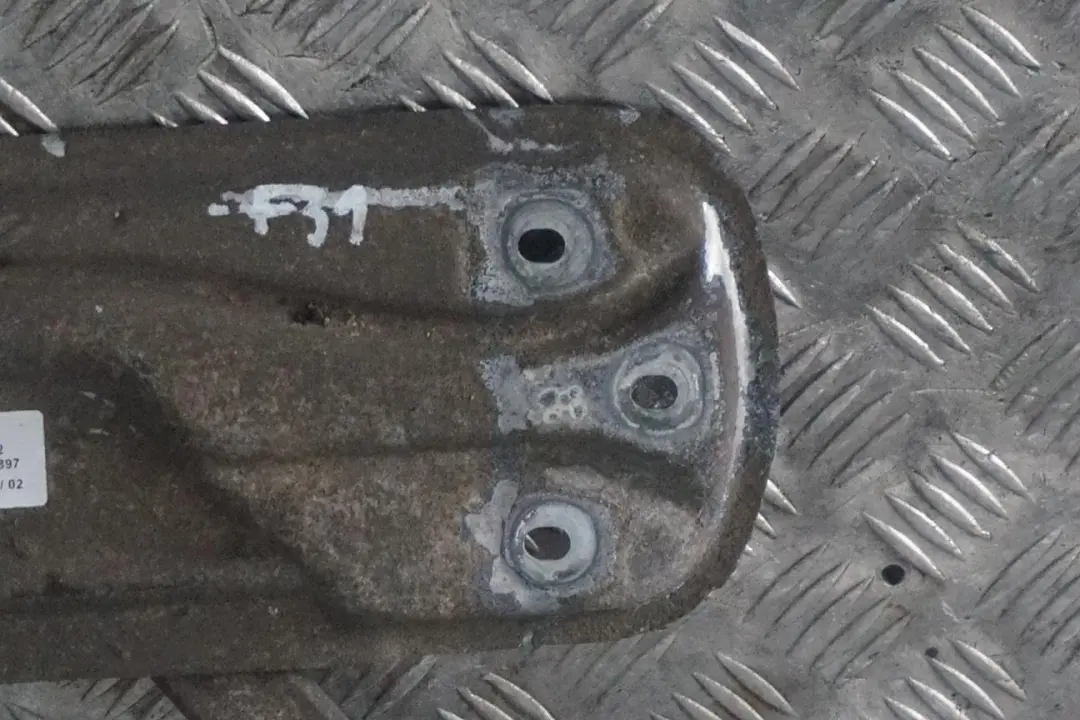 Asale posteriore Sospensione Tensione Puntone Suporto per BMW F31 LCI F34 GT con numero di parte 6861811 BMW F31 LCI F34 GT Asale posteriore Sospensione Tensione Puntone Suporto - SKU 6861811 - Numero di parte 6861811