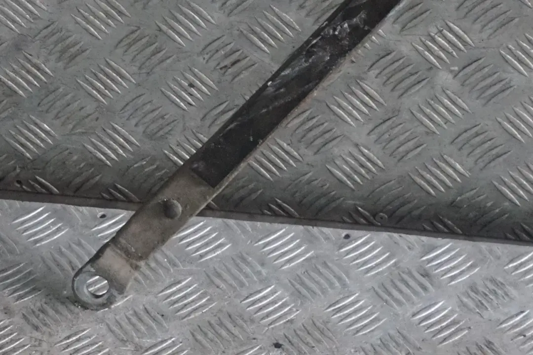 Wspornik Belka Rozpórka Podwozia do BMW F31 LCI F34 GT o numerze 6861811 BMW F31 LCI F34 GT Wspornik Belka Rozpórka Podwozia - SKU 6861811 - Numer Części 6861811