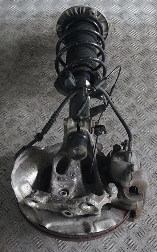 N47N Front Right O/S Suspension Leg Spring Strut Axle Hub to BMW 2 Series F22 220d with Part number 6862171 BMW 2 Series F22 220d N47N Front Right O/S Suspension Leg Spring Strut Axle Hub - SKU 6862171 - Part number 6862171