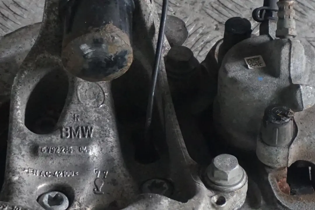 BMW 2 er F22 220d N47N 184PS Stoßdämpfer Federbein Schwenklager Vorn Rechts - SKU 6862171 - Teilenummer 6862171