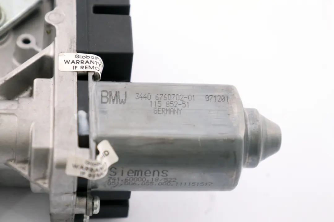 Parkbremsmotor Notbetätigung Steuergerät 6760702 für BMW 7 er E65 mit Teilenummer 6862906 BMW 7 er E65 Parkbremsmotor Notbetätigung Steuergerät 6760702 - SKU 6862906 - Teilenummer 6862906