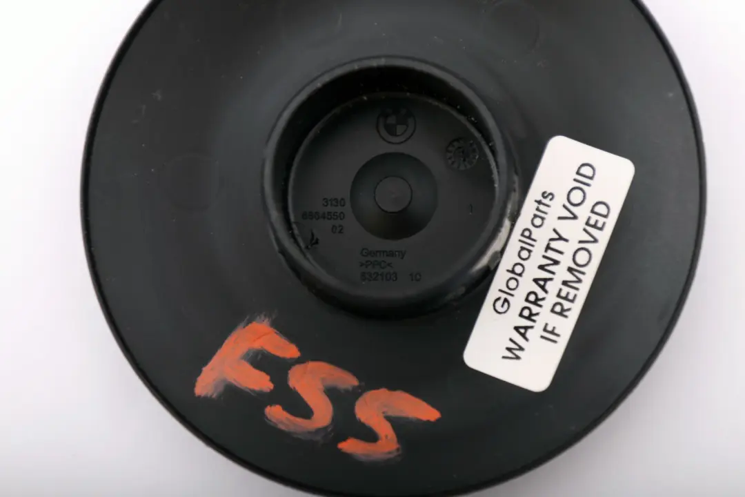 Tapa Cubre Eje para Mini Cooper F55 F56 F57 F60 con número de pieza 6864550 Mini Cooper F55 F56 F57 F60 Tapa Cubre Eje - SKU 6864550 - Número de pieza 6864550