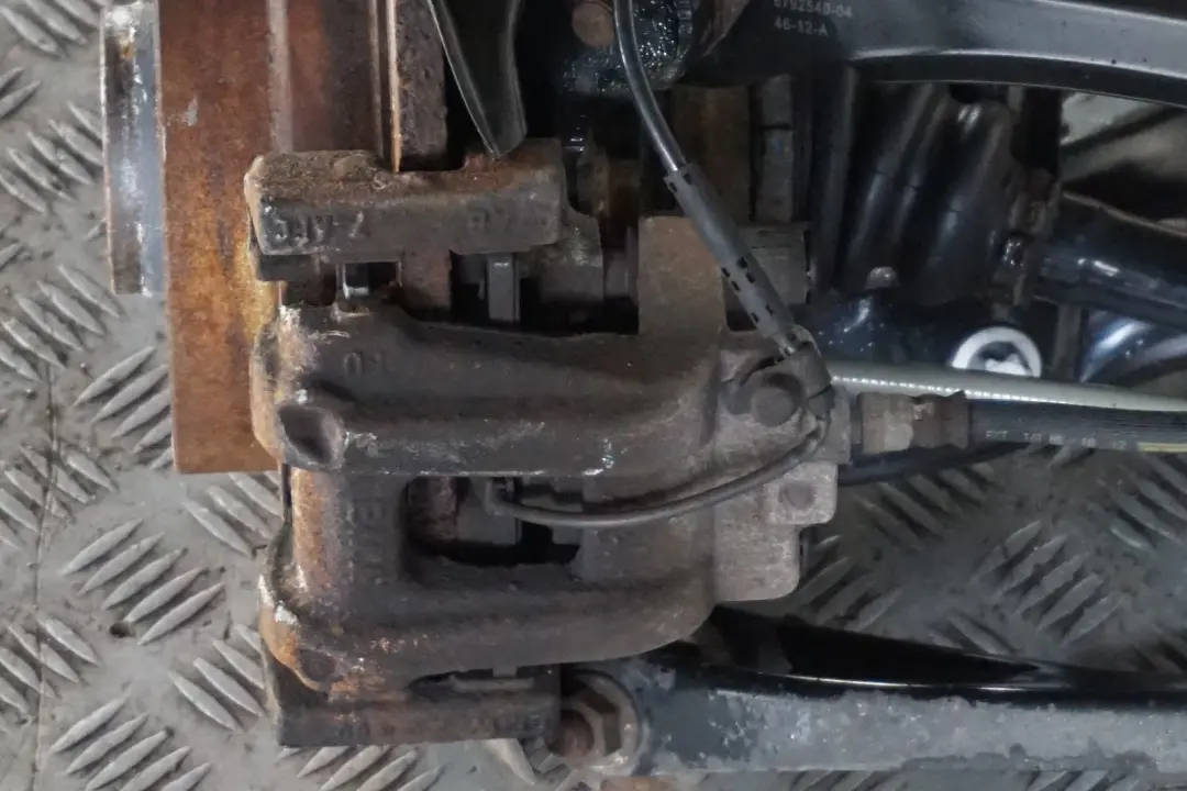 N47N Zwrotnica amortyzator prawy do BMW F20 116d ed o numerze 6873724 BMW F20 116d ed N47N Zwrotnica amortyzator prawy - SKU 6873724-1 - Numer Części 6873724