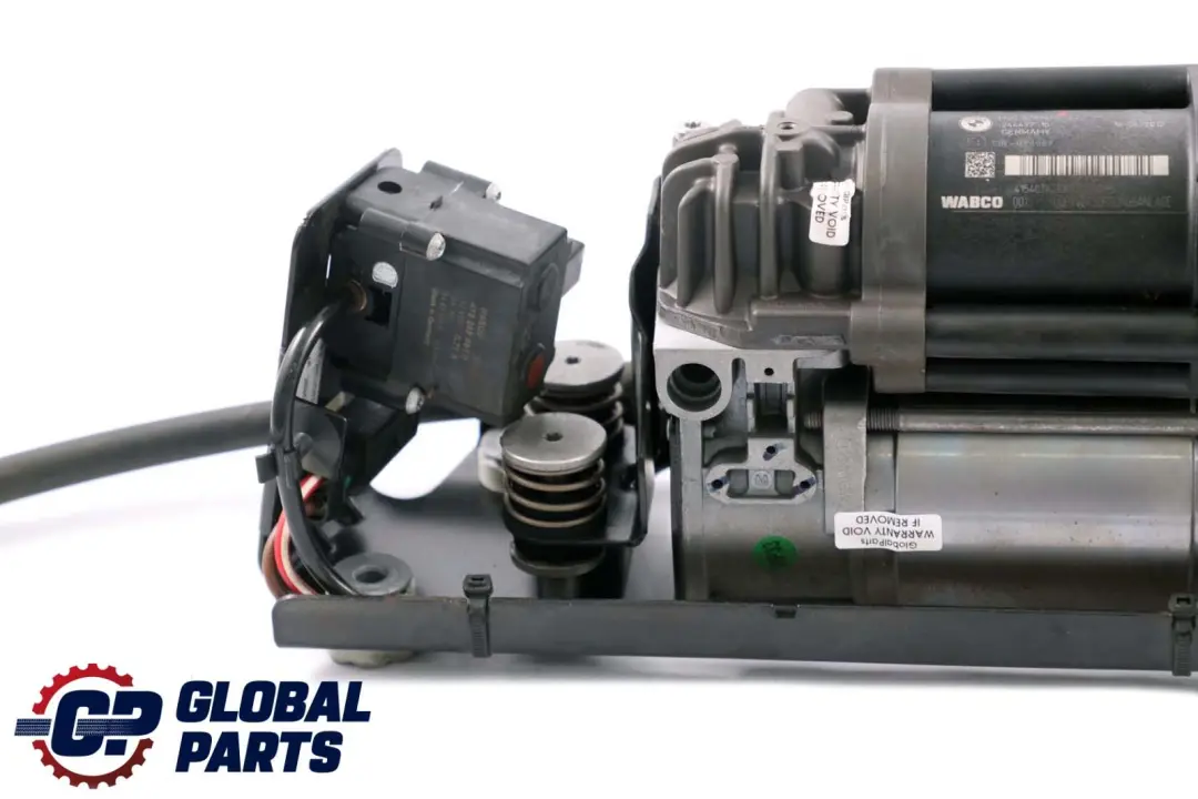 Suspension Compressor BMW F01 F02 F07 F11 Air Supply Motor 6789450 to with Part number 6875176 Suspension Compressor BMW F01 F02 F07 F11 Air Supply Motor 6789450 - SKU 6875176 - Part number 6875176