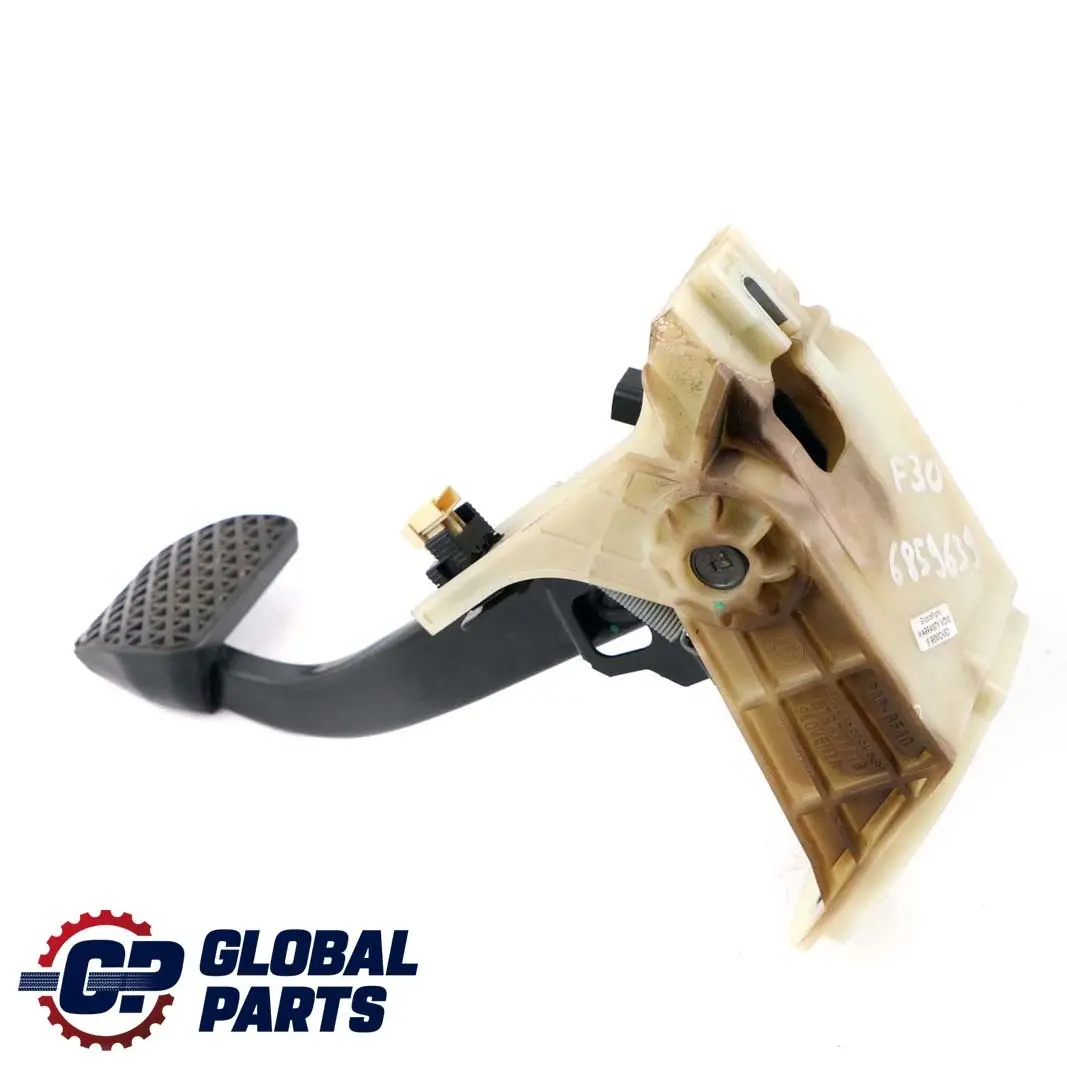 Complete Brake Pedal Assembly 6860650 to BMW 3 Series F30 LCI 330e Hybrid with Part number 6876800 BMW 3 Series F30 LCI 330e Hybrid Complete Brake Pedal Assembly 6860650 - SKU rhd-6876800 - Part number 6876800