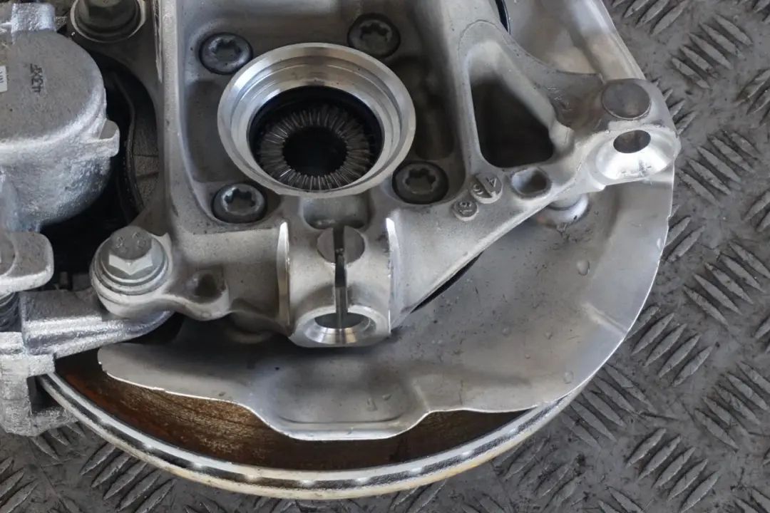 B38C Front Right O/S Suspension Leg Spring Strut Hub to BMW 1 Series F40 118i with Part number 6877058 BMW 1 Series F40 118i B38C Front Right O/S Suspension Leg Spring Strut Hub - SKU 6877058 - Part number 6877058