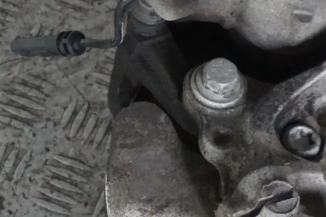 BMW X1 F48 18d B47 Front Right O/S Spring Strut Leg Suspension Brake Disc - SKU 6886754 - Part number 6886754