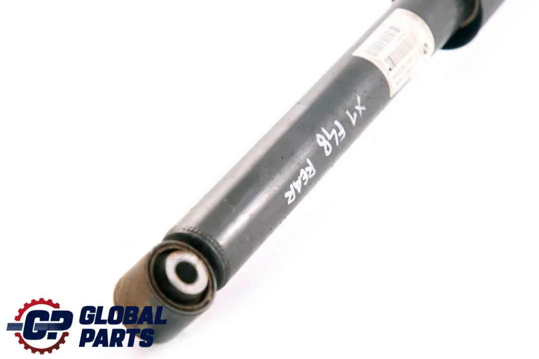 Amortiguador Trasero 6861669 para BMW X1 F48 con número de pieza 6886760 BMW X1 F48 Amortiguador Trasero 6861669 - SKU 6886760 - Número de pieza 6886760