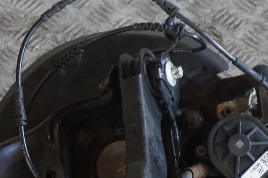 BMW X1 er F48 18d B47 Längslenker Radträger Schwenklager Hinten Rechts - SKU 6898964-1 - Teilenummer 6898964