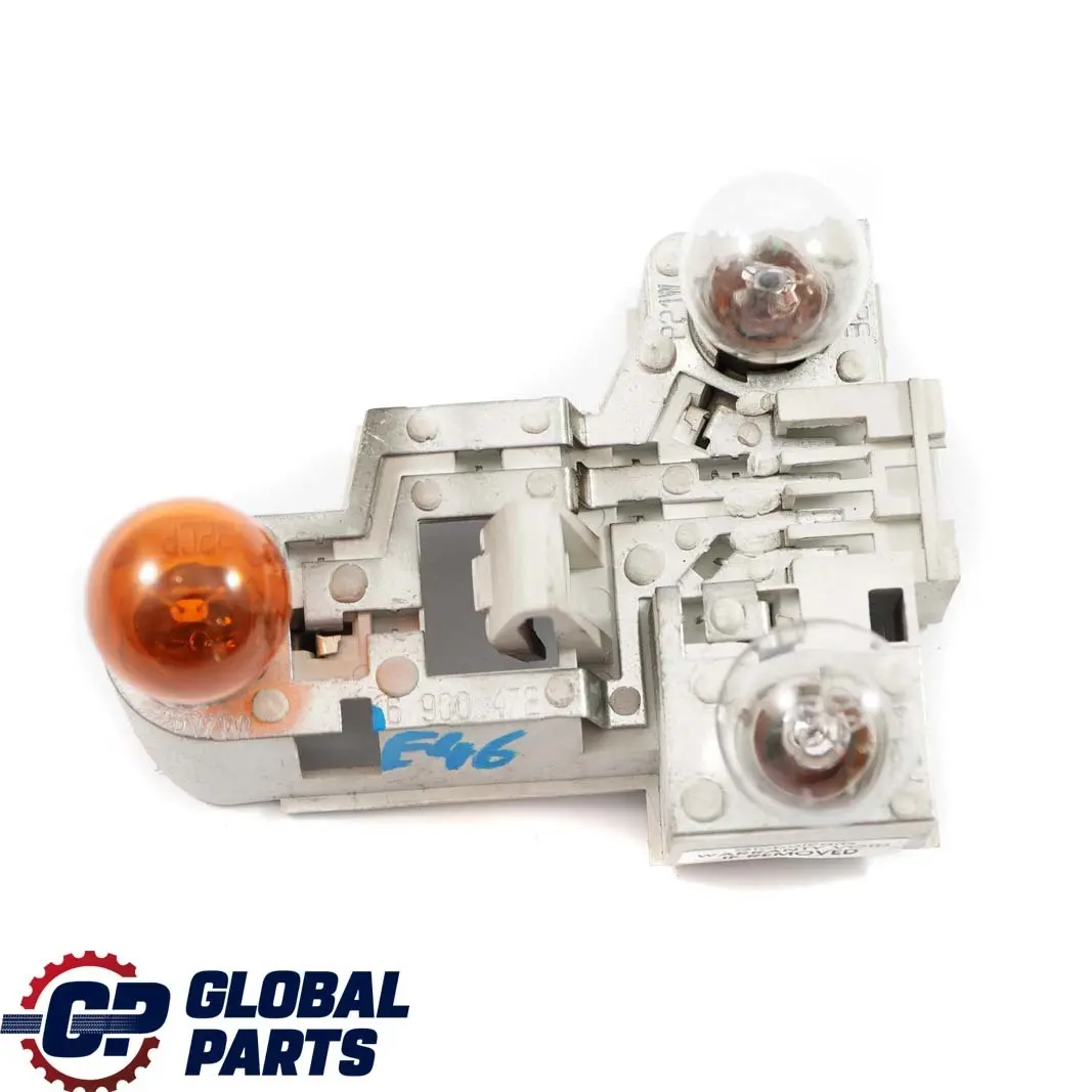 Luz Trasera Bombilla Derecha Portador Blanco Intermitente para BMW E46 Touring con número de pieza 6900472 BMW E46 Touring Luz Trasera Bombilla Derecha Portador Blanco Intermitente - SKU 6900472 - Número de pieza 6900472