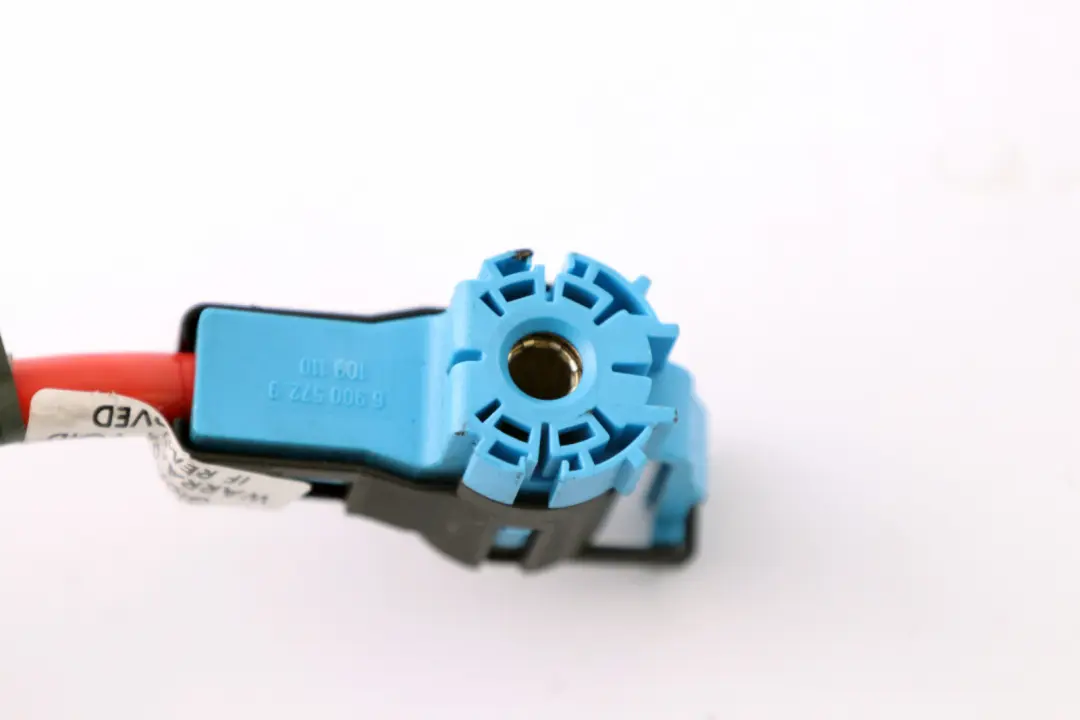 Cable Wire Power Distribution Box to BMW 7 Series E65 E66 with Part number 6900583 BMW 7 Series E65 E66 Cable Wire Power Distribution Box - SKU 6900583-1 - Part number 6900583