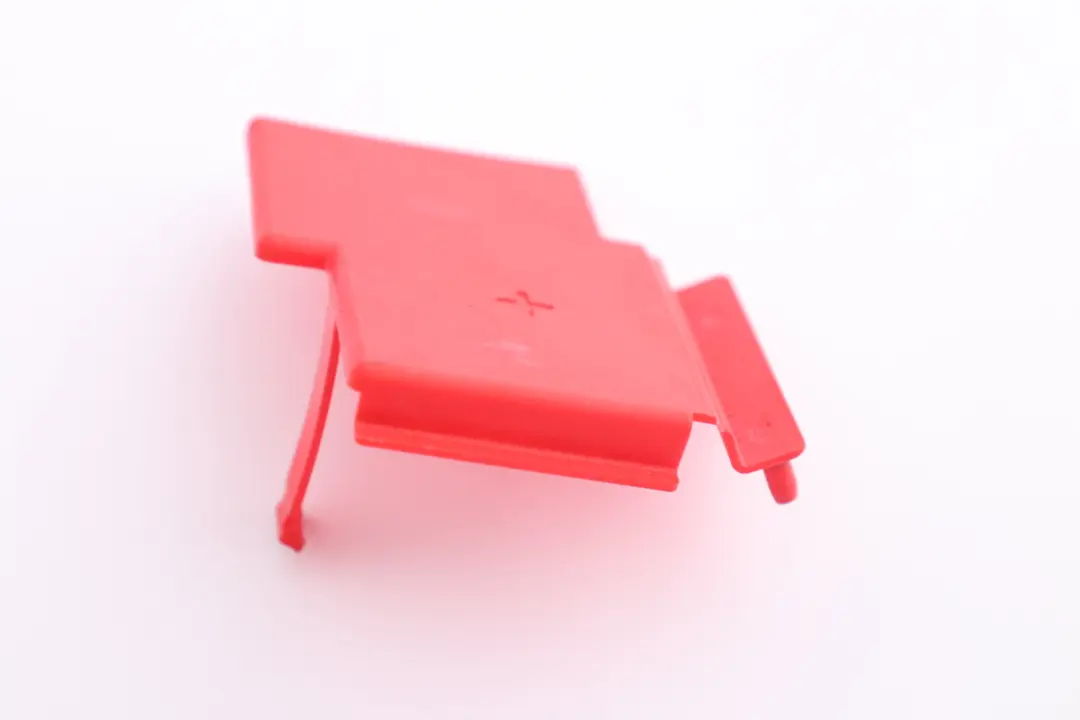 Base B Positive Battery Terminal Cover Compartmen to BMW X3 Z4 Series E83 E85 E86 with Part number 6901269 BMW X3 Z4 Series E83 E85 E86 Base B Positive Battery Terminal Cover Compartmen - SKU 6901269 - Part number 6901269