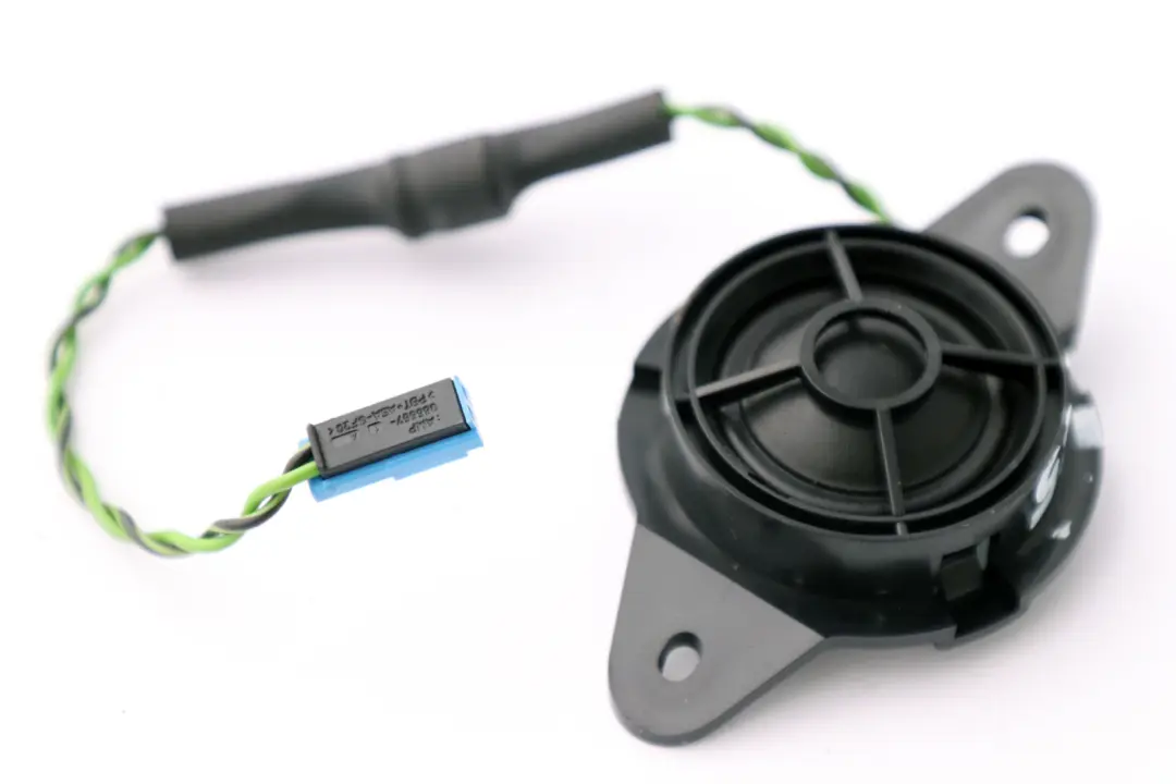 Tweeter E67 Stereo/HiFi 6901317 pour BMW serie 7 E65 E66 à propos du numéro de pièce 65136901317 BMW serie 7 E65 E66 Tweeter E67 Stereo/HiFi 6901317 - SKU 6901317-1 - Numéro de pièce 65136901317