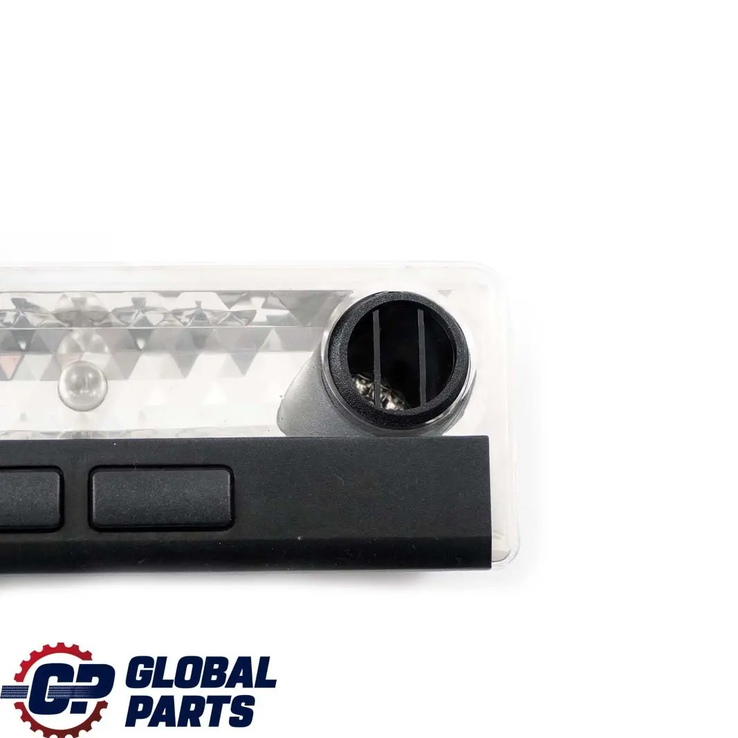 Embellecedor Techo Interior Luz Lectura Trasera Centro para BMW E46 con número de pieza 6901478 BMW E46 Embellecedor Techo Interior Luz Lectura Trasera Centro - SKU 6901478 - Número de pieza 6901478