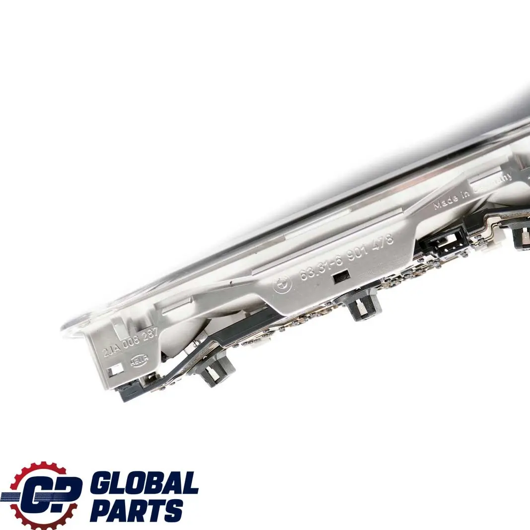 Innenleseleuchte Hinten Mitte für BMW 3 er E46 mit Teilenummer 6901478 BMW 3 er E46 Innenleseleuchte Hinten Mitte - SKU 6901478 - Teilenummer 6901478