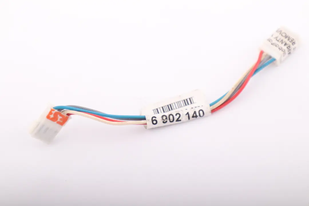 Adapter Airbag Module to BMW X3 X5 Series E53 E83 with Part number 6902140 BMW X3 X5 Series E53 E83 Adapter Airbag Module - SKU 6902140 - Part number 6902140