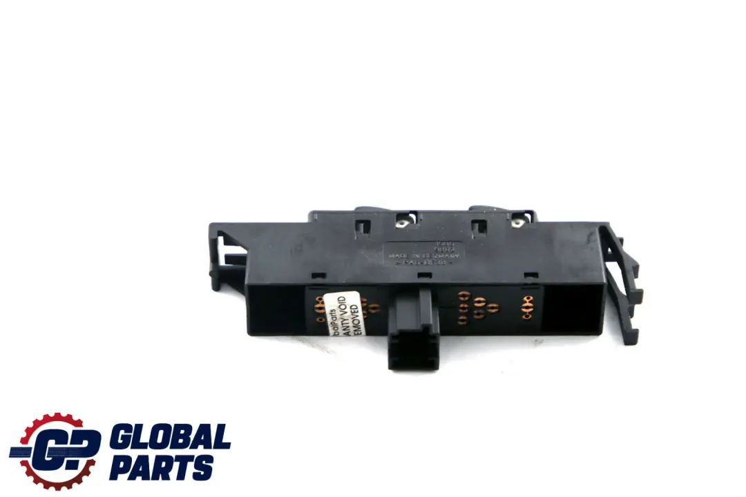Fold Driver Side O/S Window Lifter Switch Unit to BMW 3 Series E46 Power with Part number 6902175 BMW 3 Series E46 Power Fold Driver Side O/S Window Lifter Switch Unit - SKU 6902175 - Part number 6902175