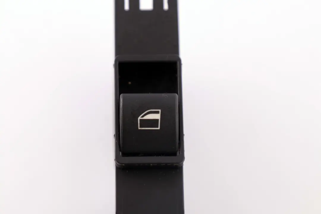 BMW 3 E46 Interruptor Eléctrico Elevalunas Pasajeros Delanteros Negro - SKU 6902176 - Número de pieza 6902176