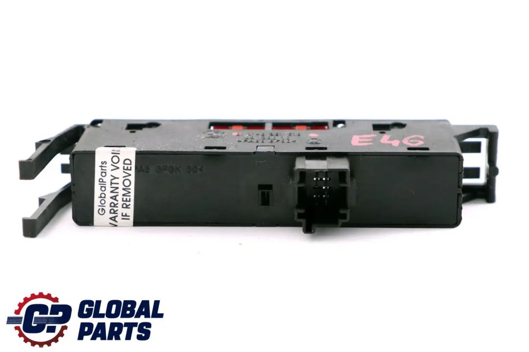 Panel szyby przełącznik szyb do BMW E46 o numerze 6902184 BMW E46 Panel szyby przełącznik szyb - SKU 6902184 - Numer Części 6902184
