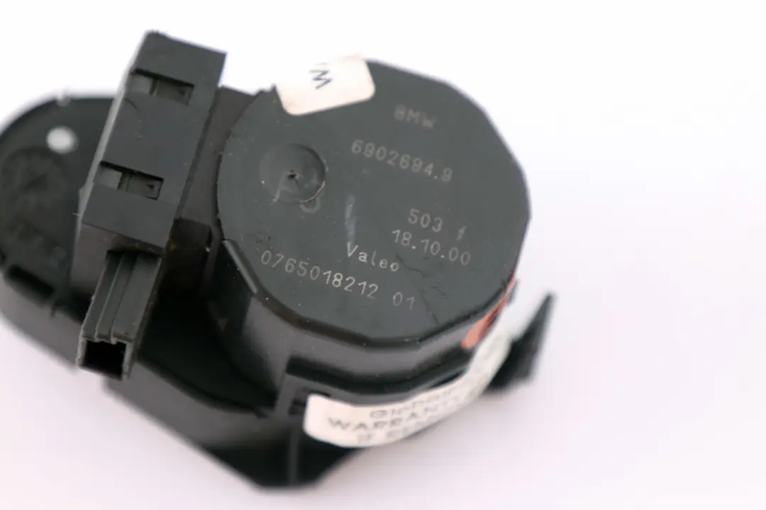 BMW 5 X5 Series E39 E53 Heater Actuator Foot Room Flap Control Heat - SKU 6902694 - Part number 6935440