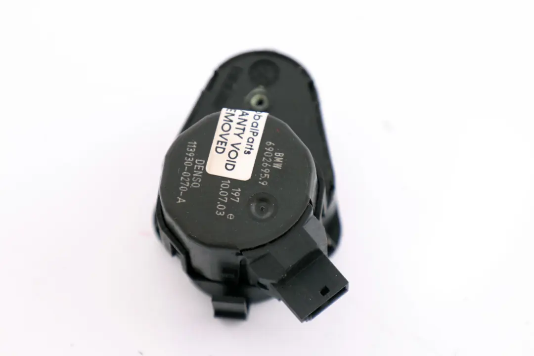 BMW E39 X5 E53 Silniczek Nagrzewnicy Nawiewu - SKU 6902695 - Numer Części 6902695