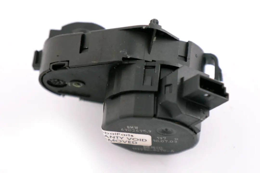 BMW 5 X5 Series E39 E53 Heater Actuator Motor Fresh Air Flap Regulator - SKU 6902695 - Part number 6902695