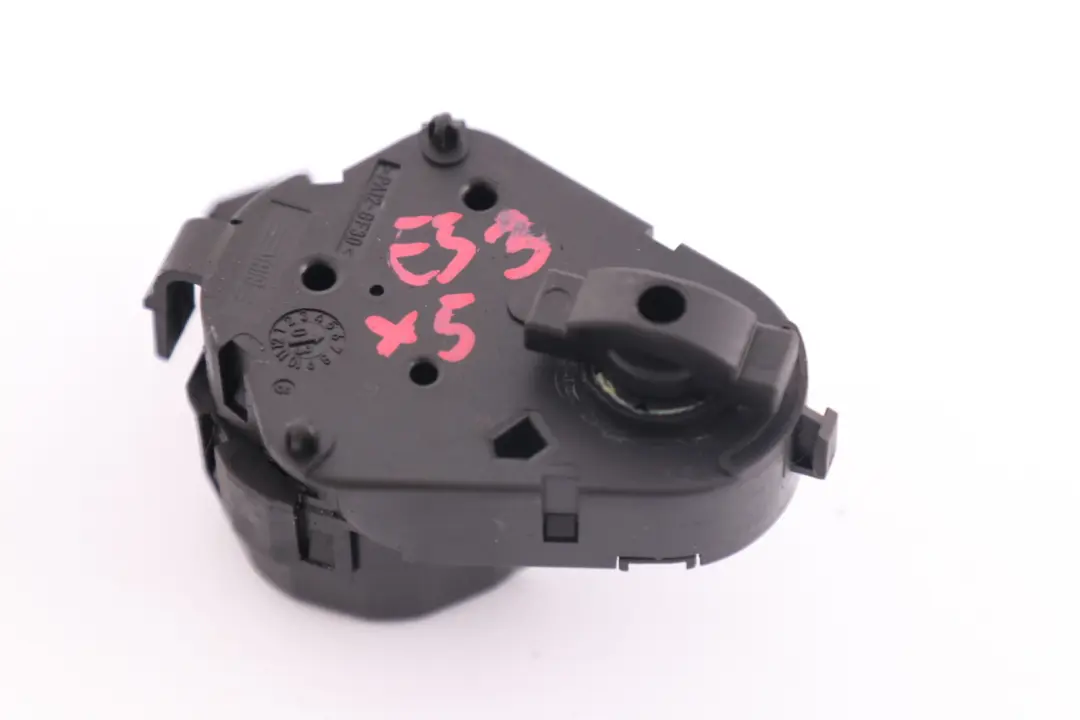 BMW 5 X5 Series E39 E53 Heater Actuator Motor Fresh Air Flap Regulator - SKU 6902695 - Part number 6902695