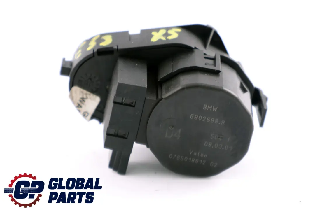 Actuateur Entfrosterklappen 6411 pour BMW 5 X5 E39 E53 à propos du numéro de pièce 64116902698 BMW 5 X5 E39 E53 Actuateur Entfrosterklappen 6411 - SKU 6902698 - Numéro de pièce 64116902698