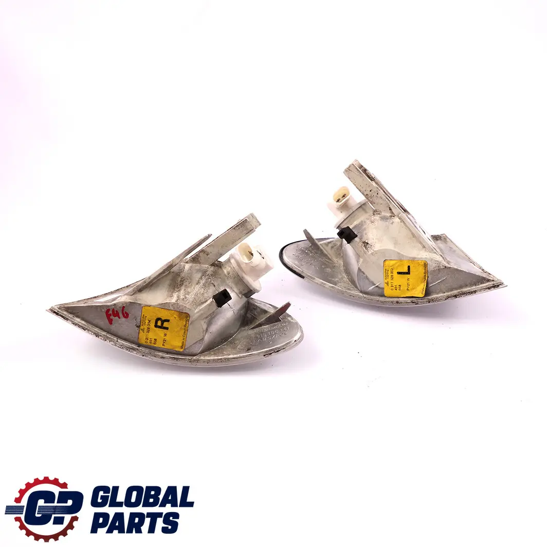 Front Right Left N/O/S Turn Indicator Lamp White Set to BMW 3 E46 Saloon Touring with Part number 6902769 BMW 3 E46 Saloon Touring Front Right Left N/O/S Turn Indicator Lamp White Set - SKU 6902769-1 - Part number 6902769