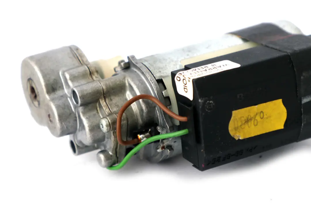 BMW X5 E53 Electric Steering Column Horizontal Adjustment Motor - SKU 6903945 - Part number 6903945