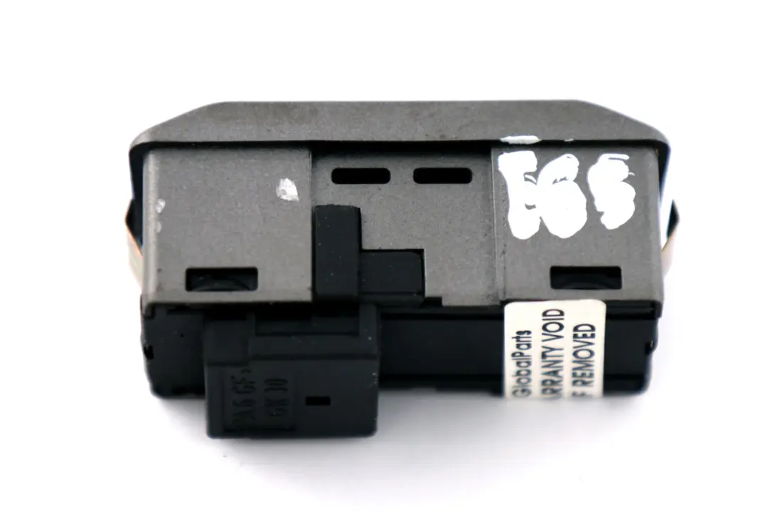 Przełącznik Szyberdachu do BMW E65 E66 o numerze 6904291 BMW E65 E66 Przełącznik Szyberdachu - SKU 6904291 - Numer Części 6904291