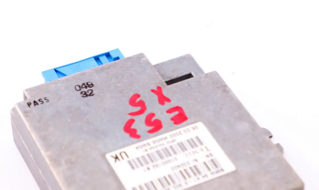 Control Unit Voice Input System Module to BMW 3 5 X5 Series E39 E46 E53 with Part number 6905969 BMW 3 5 X5 Series E39 E46 E53 Control Unit Voice Input System Module - SKU 6905969 - Part number 6905969