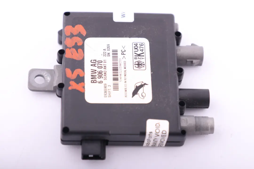 Dachantenne Verstärker Trap Schaltung für BMW X5 E53 mit Teilenummer 6906070 BMW X5 E53 Dachantenne Verstärker Trap Schaltung - SKU 6906070 - Teilenummer 6906070