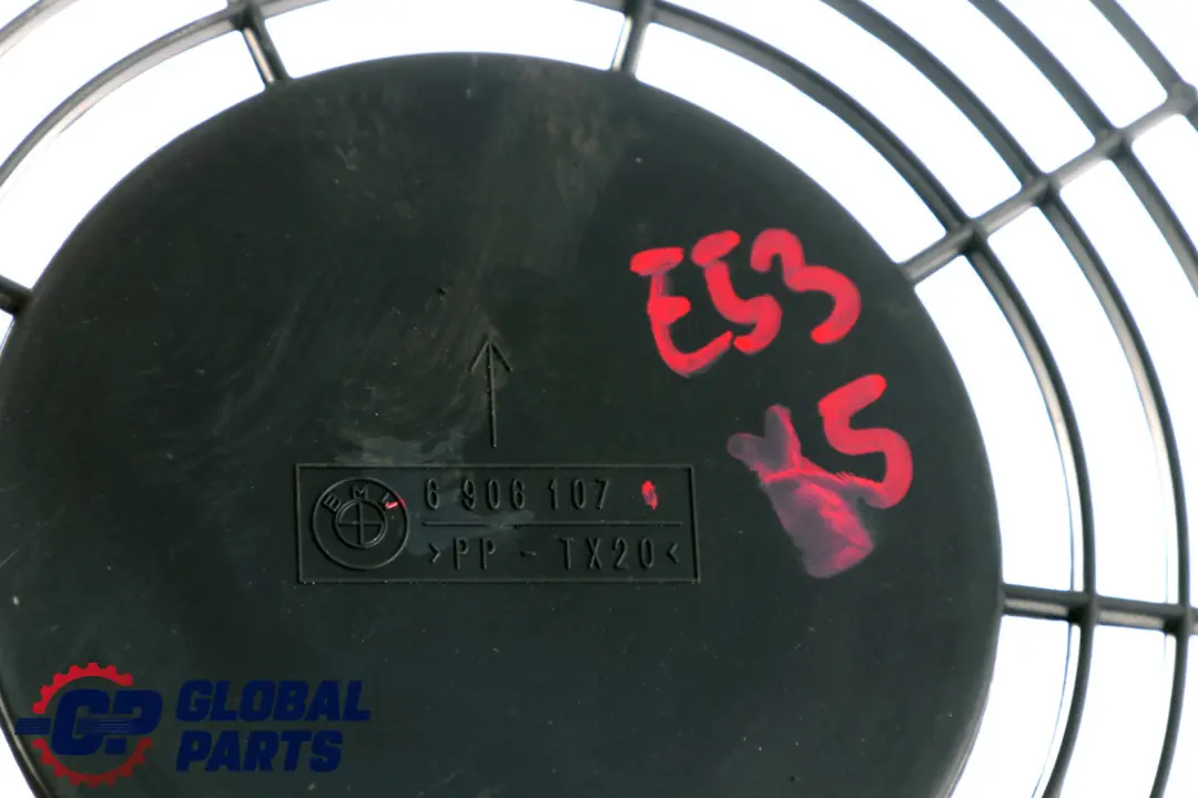 Ventilatore Pressione Griglia di Protezione 6454 per BMW X5 E53 con numero di parte 6906107 BMW X5 E53 Ventilatore Pressione Griglia di Protezione 6454 - SKU 6906107 - Numero di parte 6906107