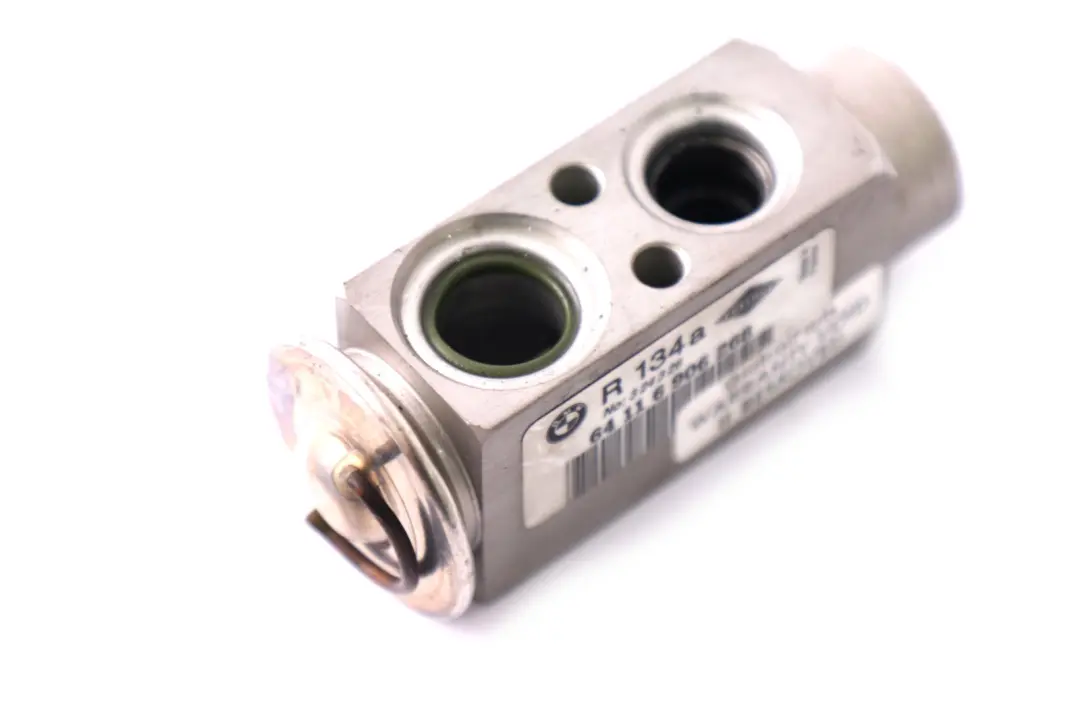 Valvola Espansione Aria Condizionata 6410 per BMW E65 E66 E67 con numero di parte 6906268 BMW E65 E66 E67 Valvola Espansione Aria Condizionata 6410 - SKU 6906268 - Numero di parte 6906268