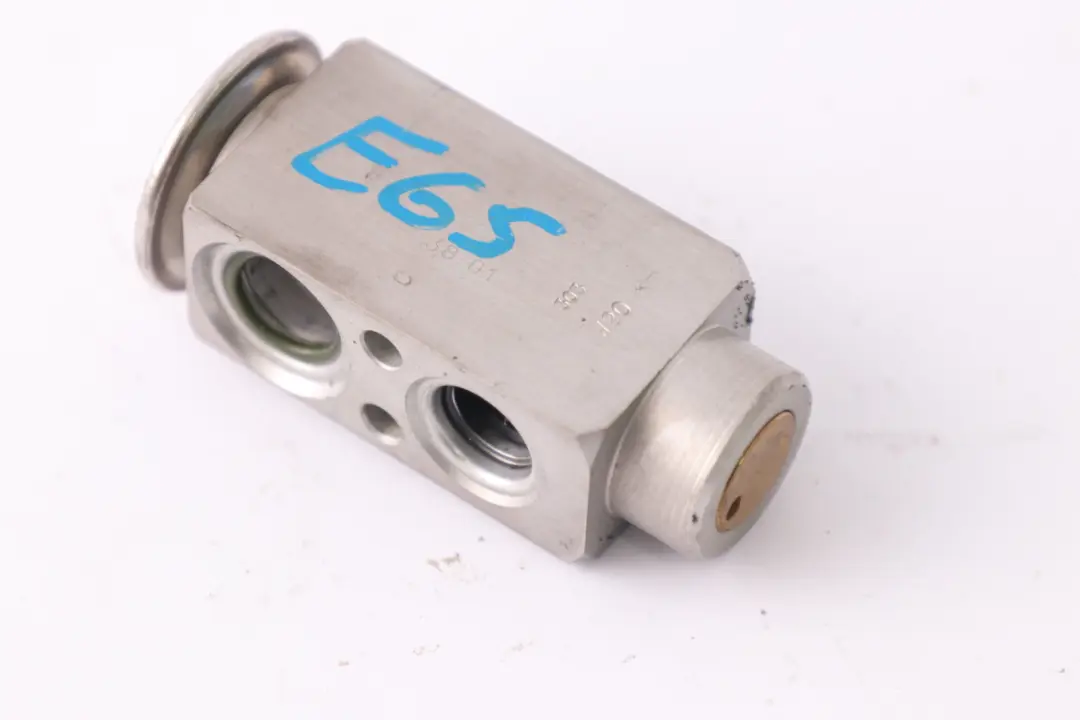 Valvola Espansione Aria Condizionata 6410 per BMW E65 E66 E67 con numero di parte 6906268 BMW E65 E66 E67 Valvola Espansione Aria Condizionata 6410 - SKU 6906268 - Numero di parte 6906268