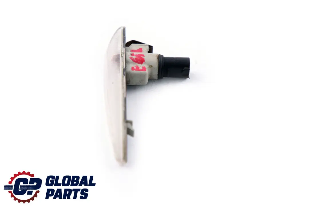 Lado Izquierdo Piloto Intermitente Adicional Blanco para BMW E65 con número de pieza 6906393 BMW E65 Lado Izquierdo Piloto Intermitente Adicional Blanco - SKU 6906393 - Número de pieza 6906393